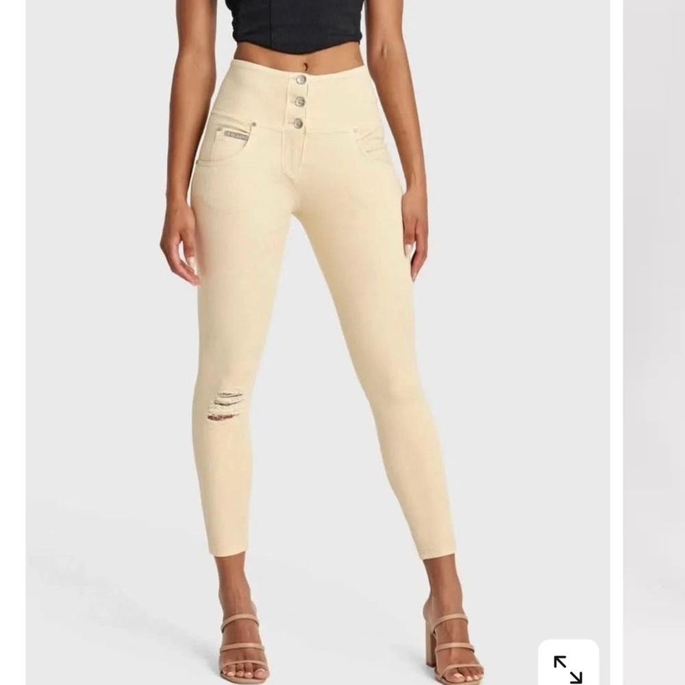 Freddy High-Rise Cream Jeans